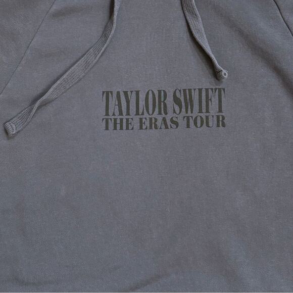 Taylor Swift THE ERAS TOUR Washed Blue Hoodie size Medium NEW International - Picture 4 of 8